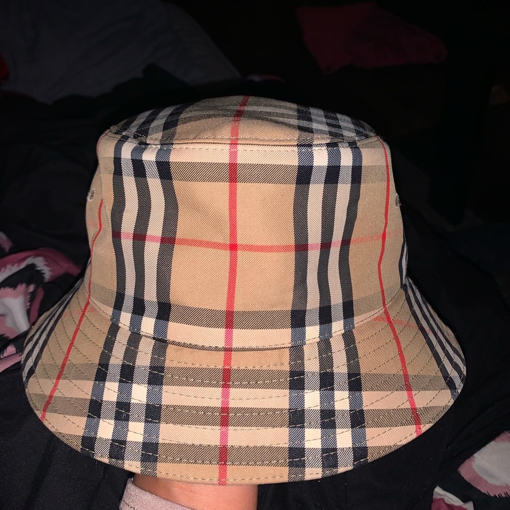 Burberry Bucket hat